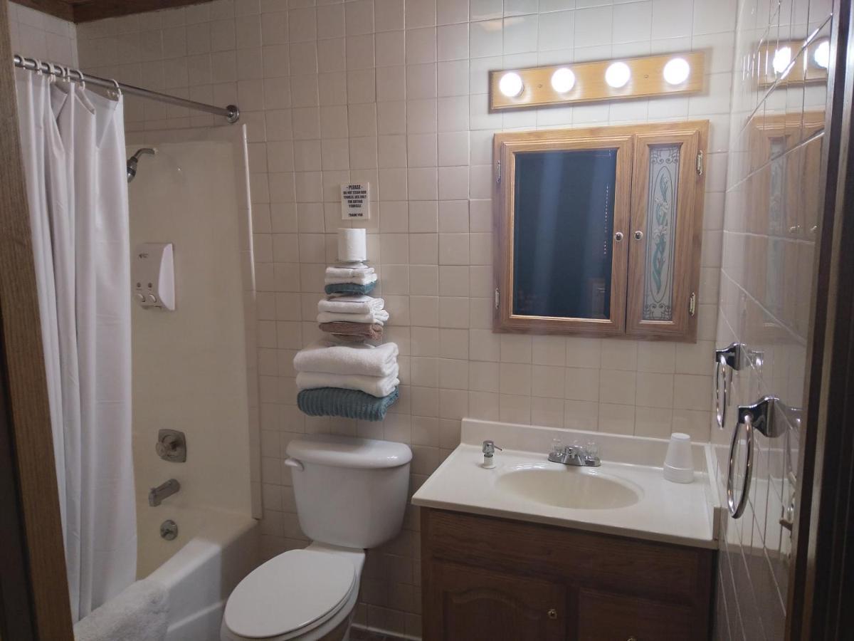 Comfort Zone Inn Rothsay المظهر الخارجي الصورة